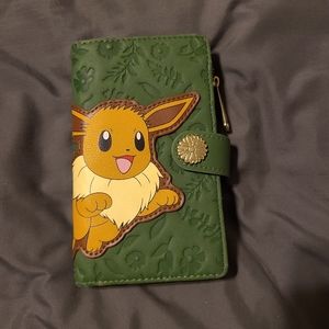 Eevee loungefly wallet
